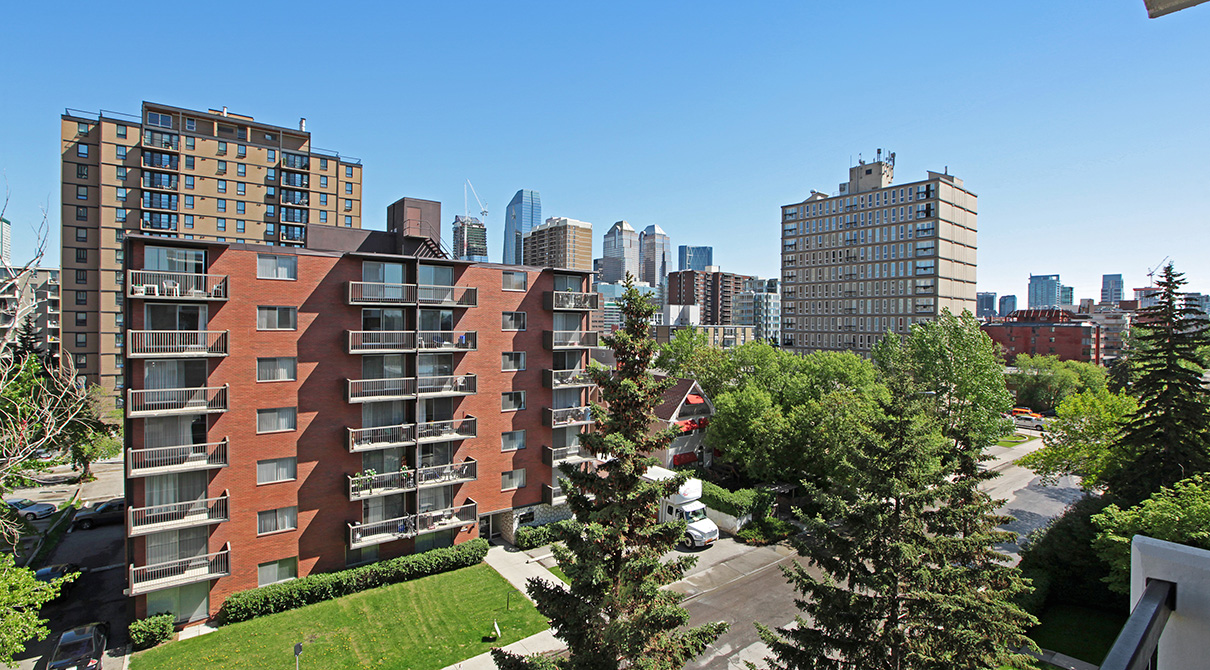 Queenswood House Rental Apartments Rental Apartments Hollyburn Properties