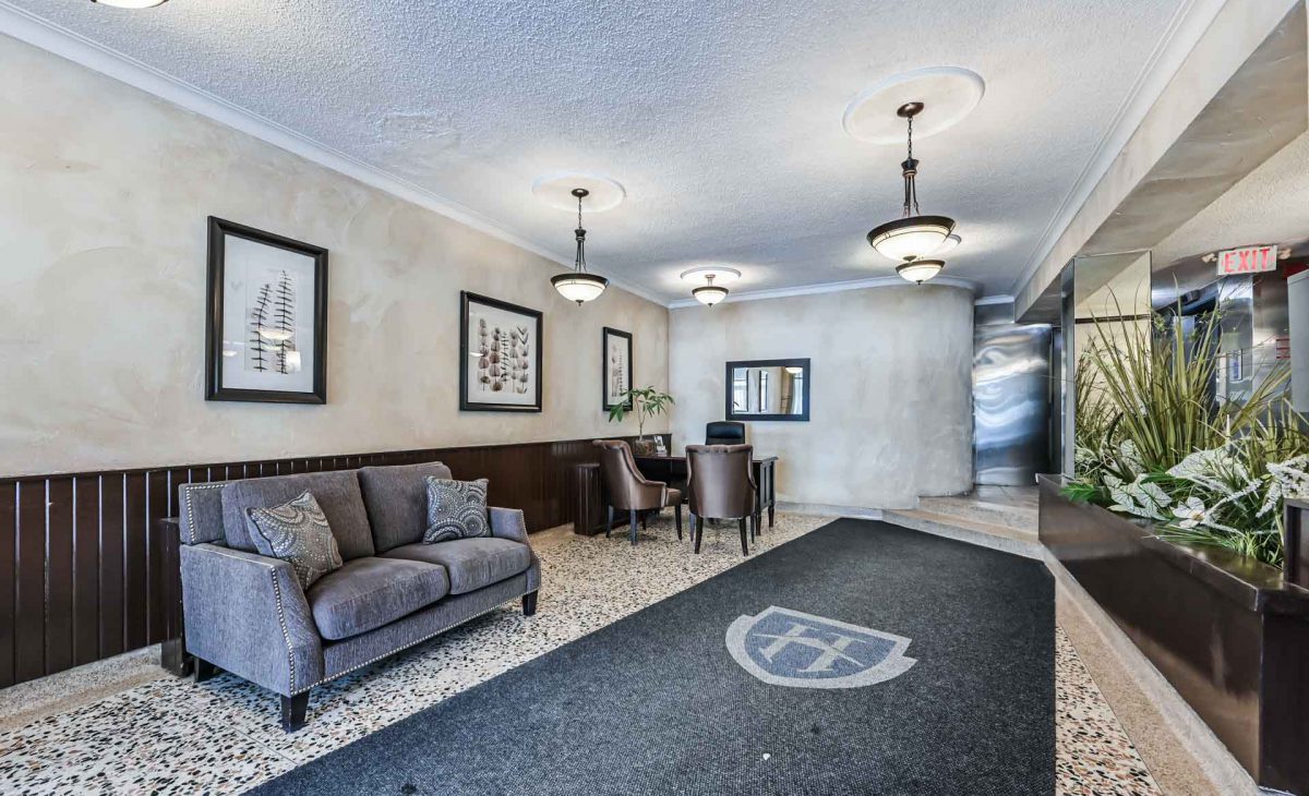 153 St Apartment Rentals by Hollyburn Properties