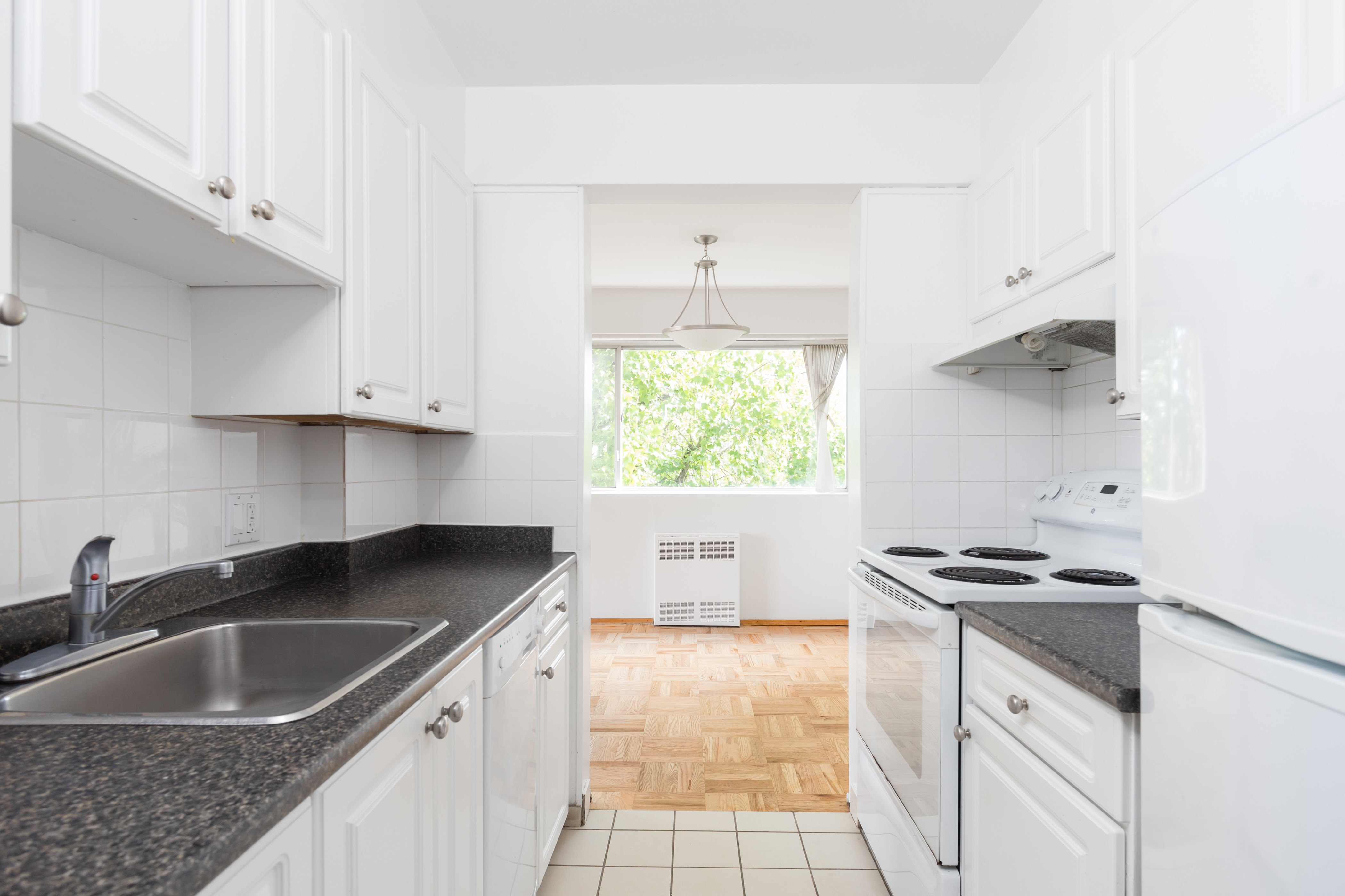 Kerrisdale Tower A - 2 Bedroom 5