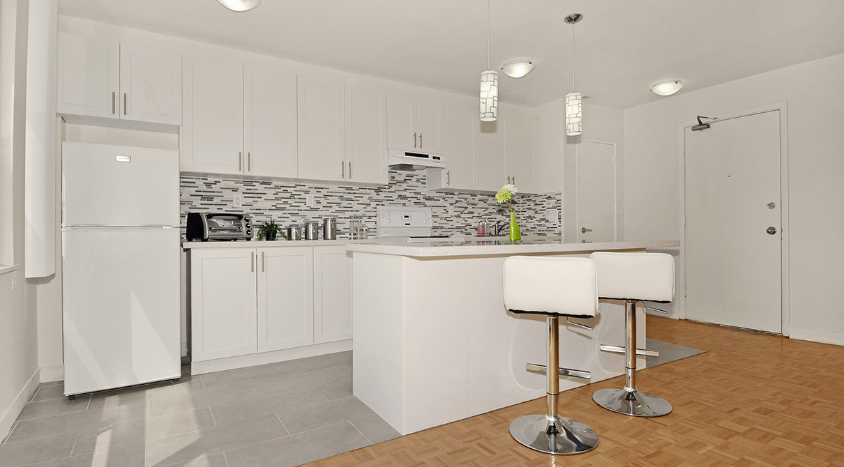 214 St Rental Apartments Hollyburn Properties