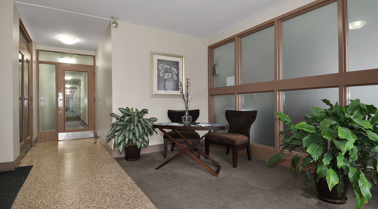 214 St Rental Apartments Hollyburn Properties