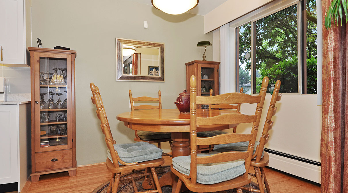 Willow Gardens Rental Apartments Hollyburn Properties