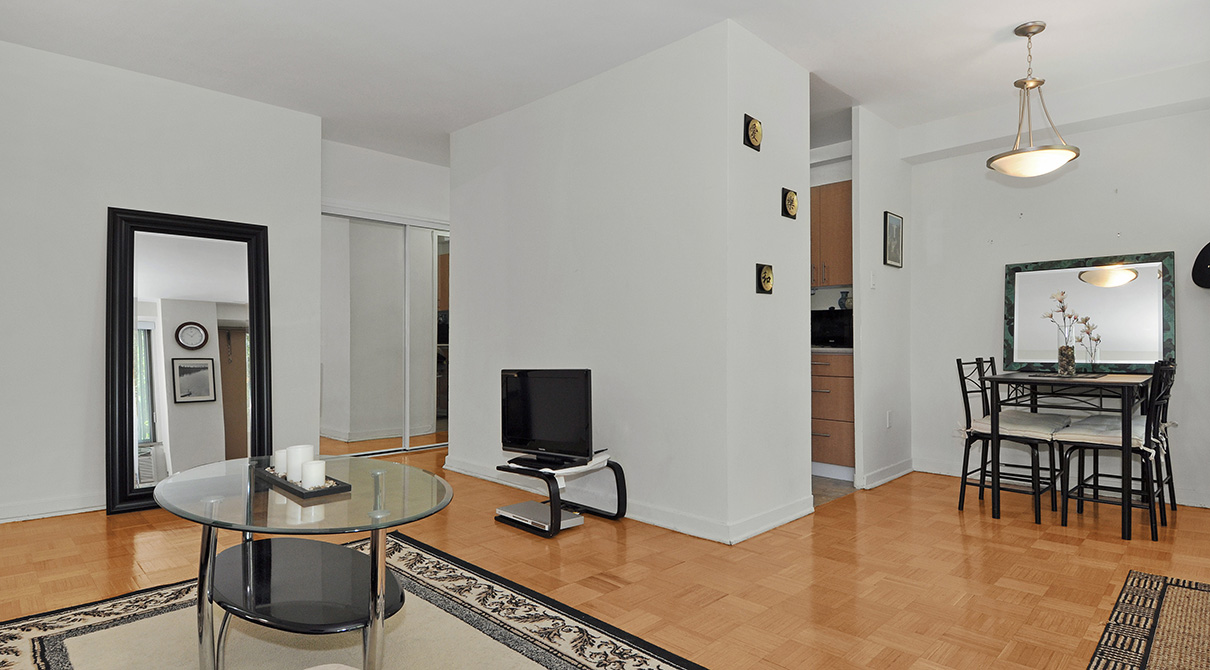 48 Isabella Rental Apartments Hollyburn Properties