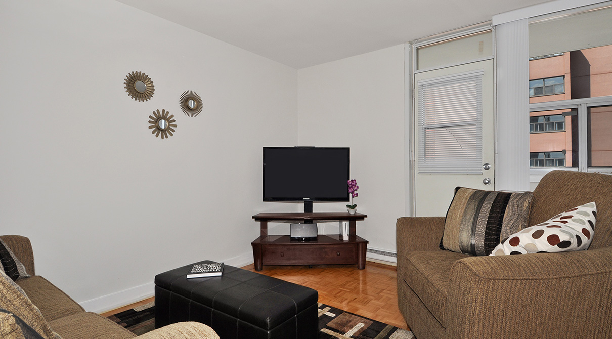 Davisville Tower Rental Apartments Hollyburn Properties