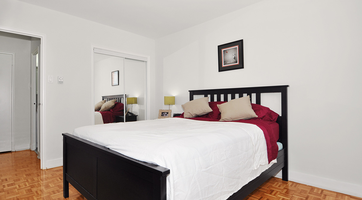 Davisville Tower Rental Apartments Hollyburn Properties