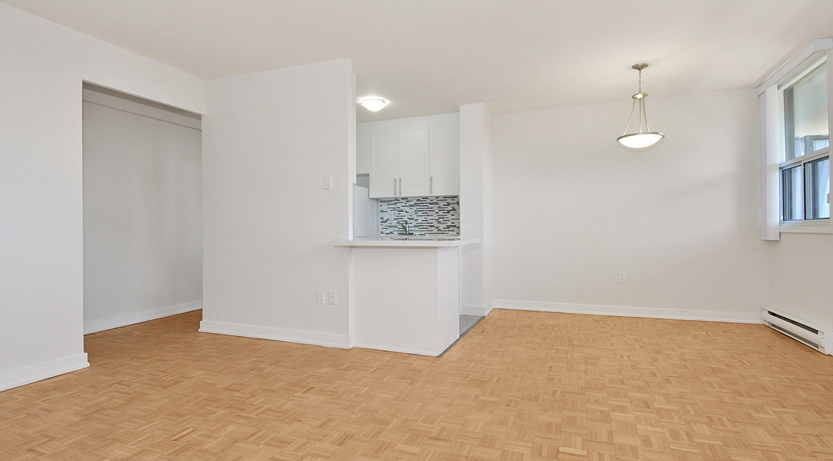 Davisville Tower Rental Apartments Hollyburn Properties