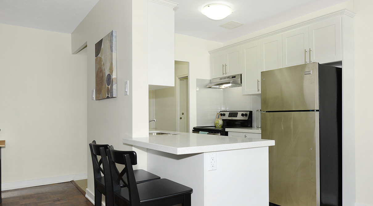 Bloor Yonge Tower Rental Apartments Hollyburn Properties