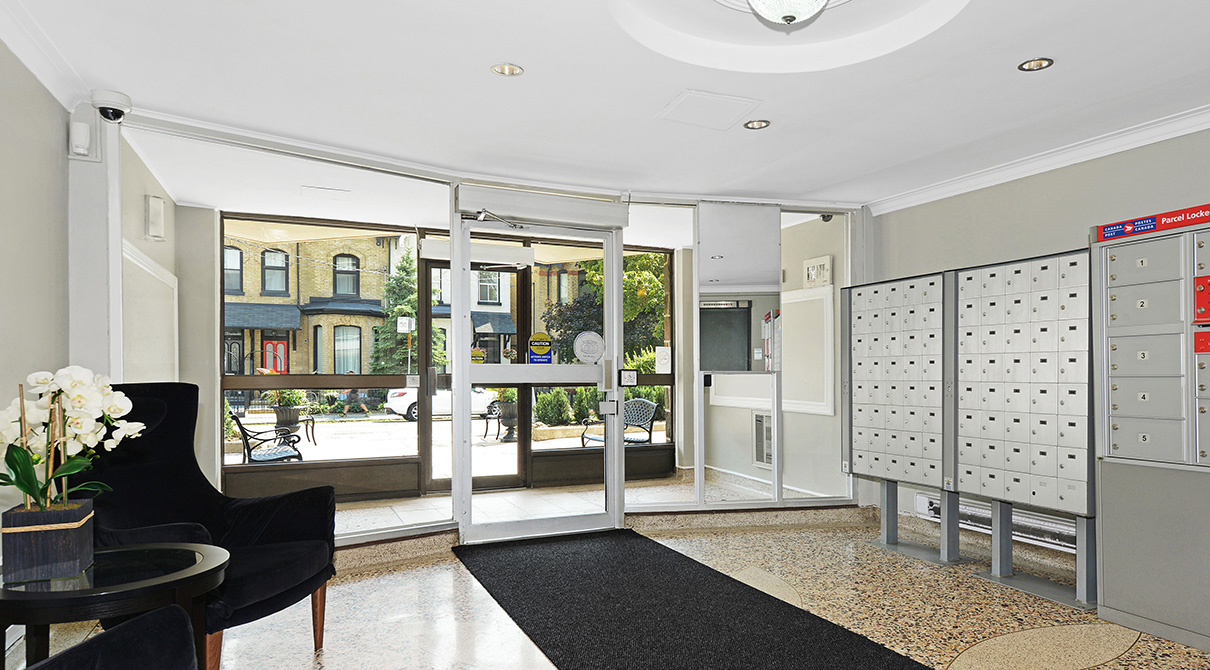 Bloor Yonge Tower Rental Apartments Hollyburn Properties