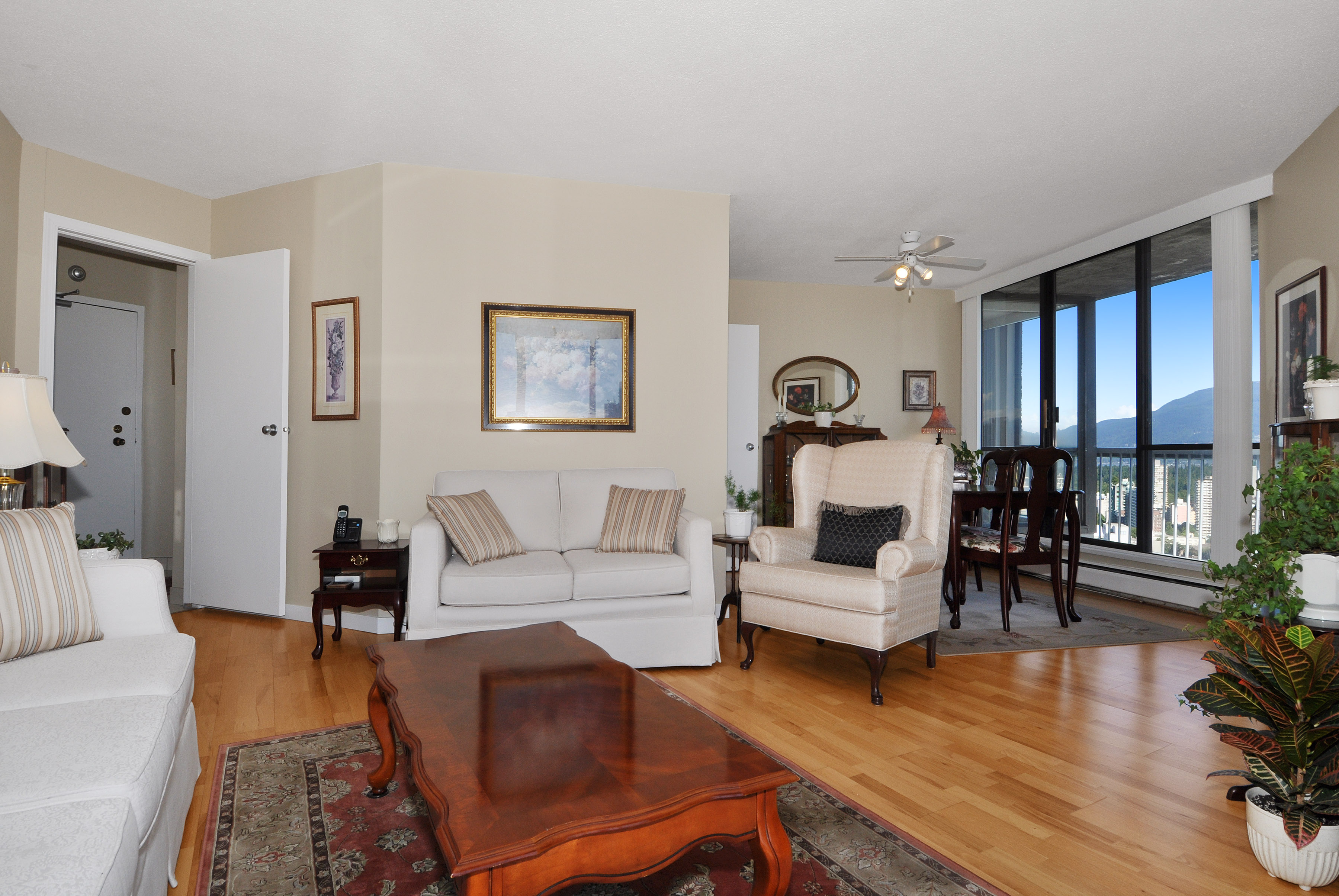 Hendry House Apartment Rentals by Hollyburn Properties