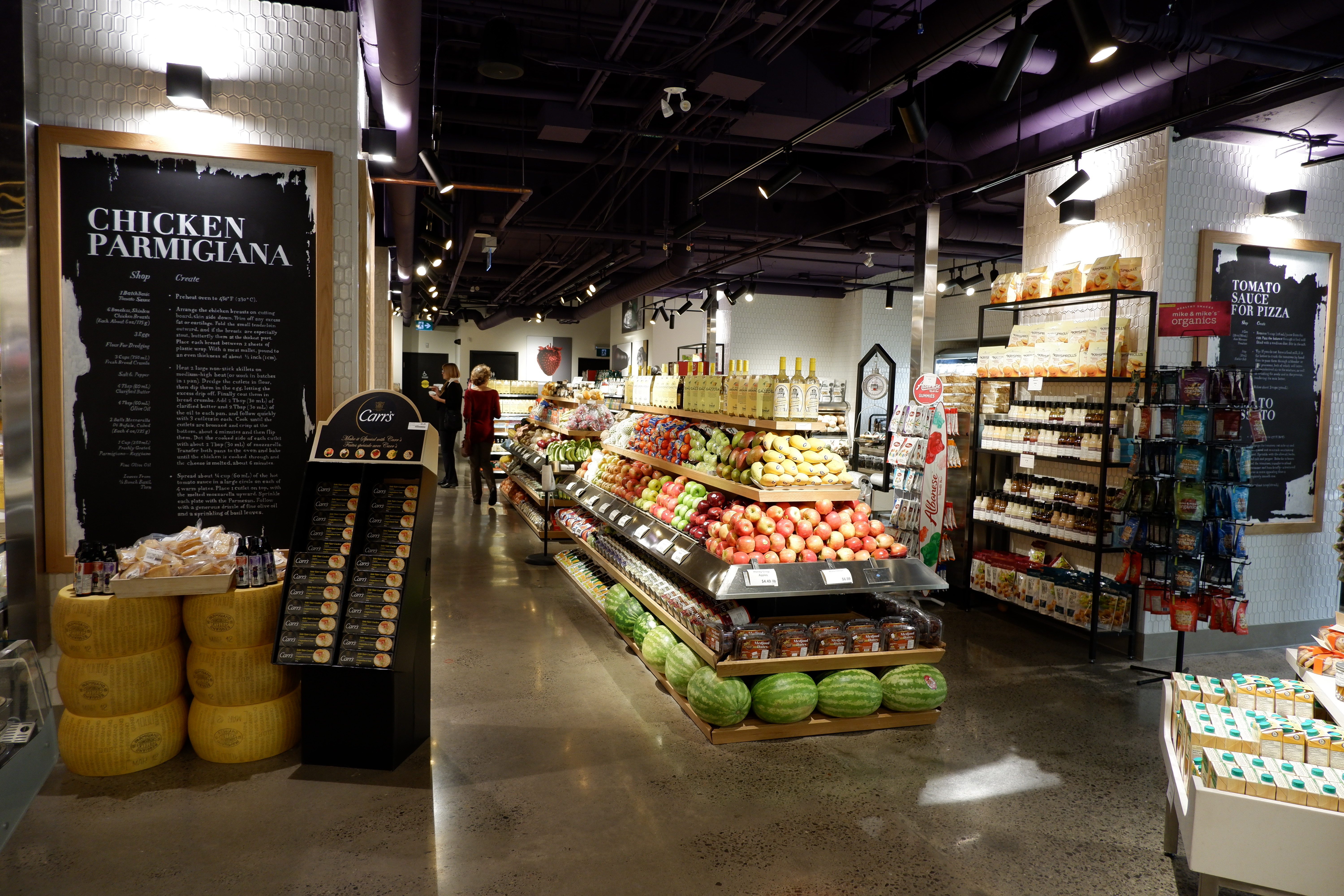 Gourmet grocery shop