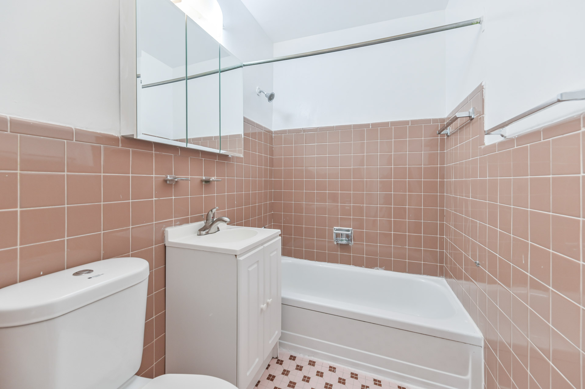 48 Isabella - Studio 3