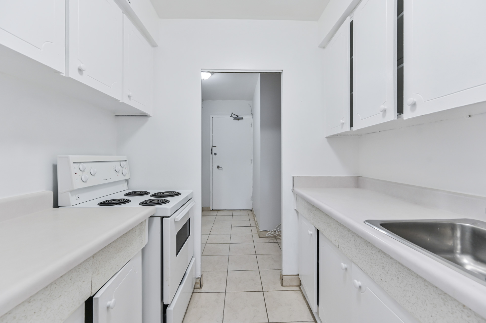 Bloor Yonge Tower Rental Apartments Hollyburn Properties