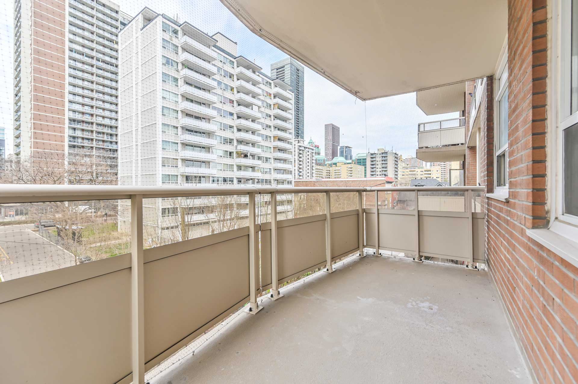 Bloor Yonge Tower Rental Apartments Hollyburn Properties