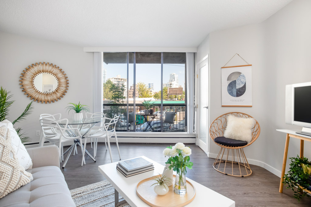 Hendry House Rental Apartments Hollyburn Properties